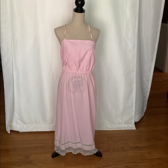Silk pastel pink lace dress - Picture 3 of 8